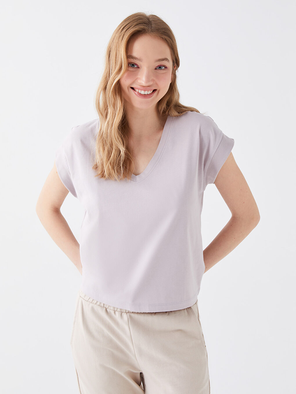 Lila V Yaka Düz Kısa Kollu Kadın Tişört-1