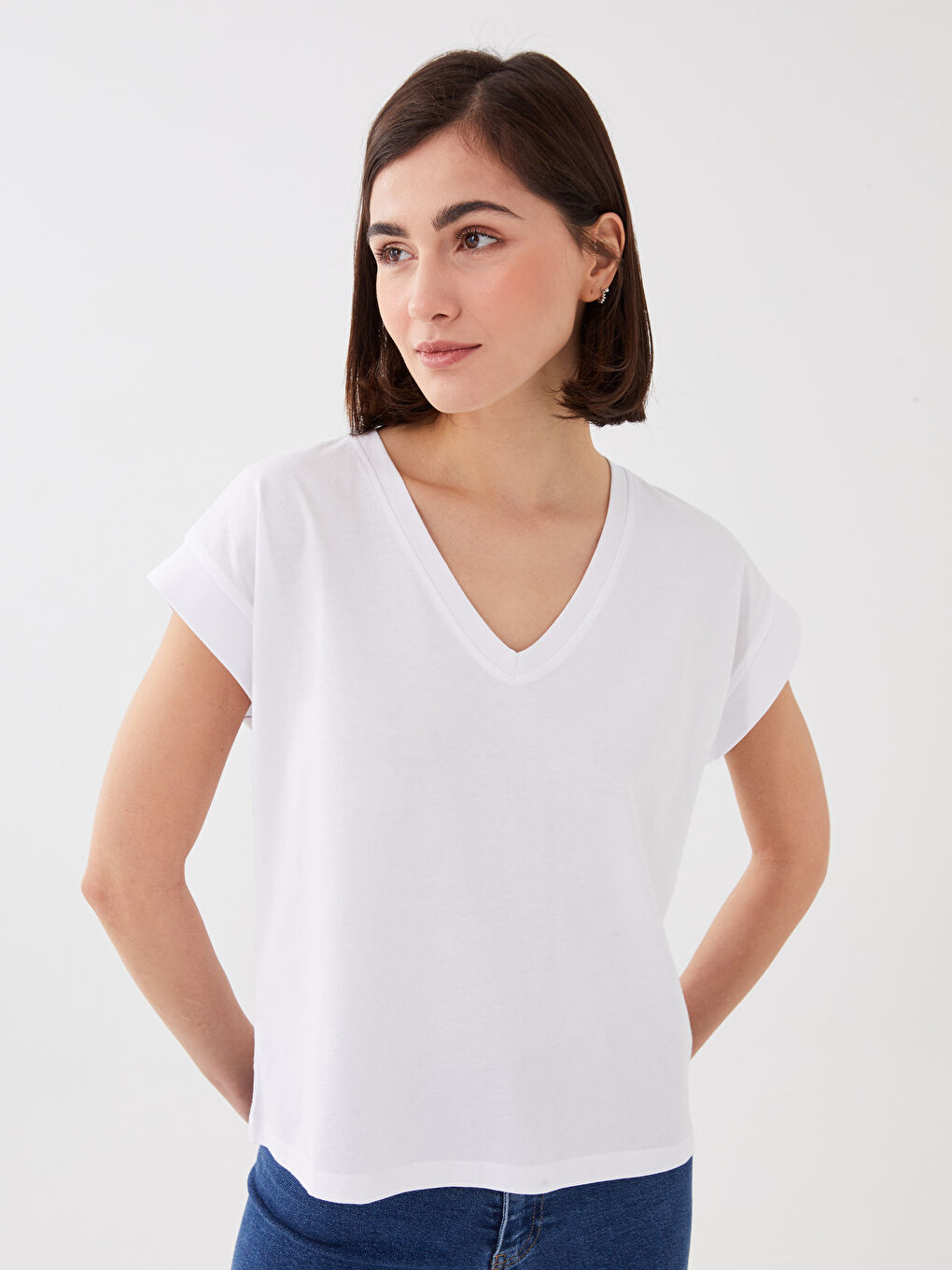 әйелдерге арналған v жағалы өрнексіз қысқа жең футболка-1