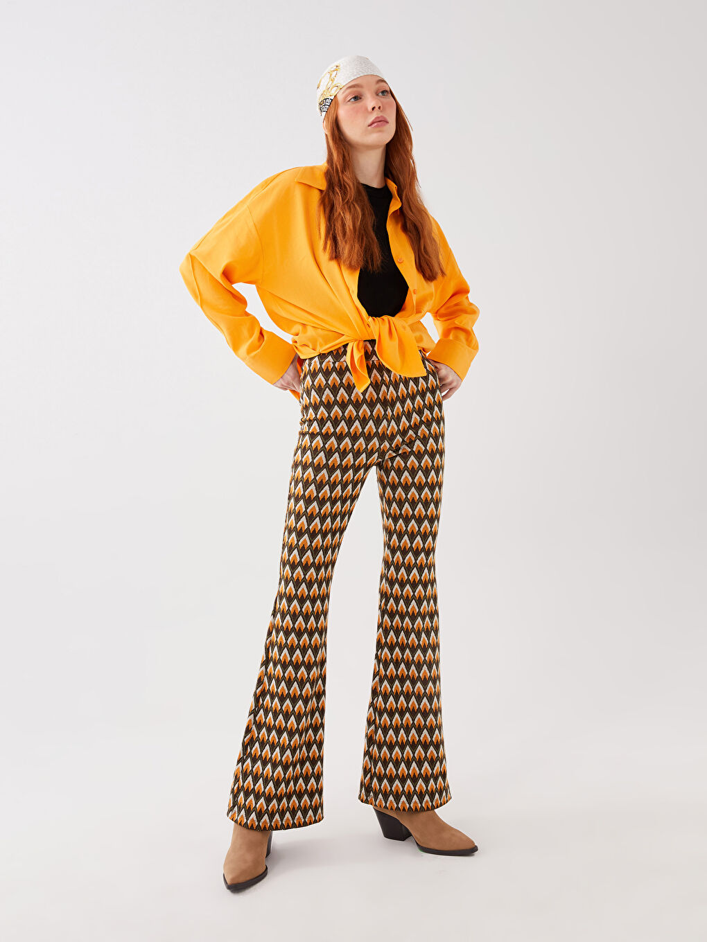 LCW Vision Women's Elastic Waist Patterned Bell Leg Trousers -S39242Z8-LQY