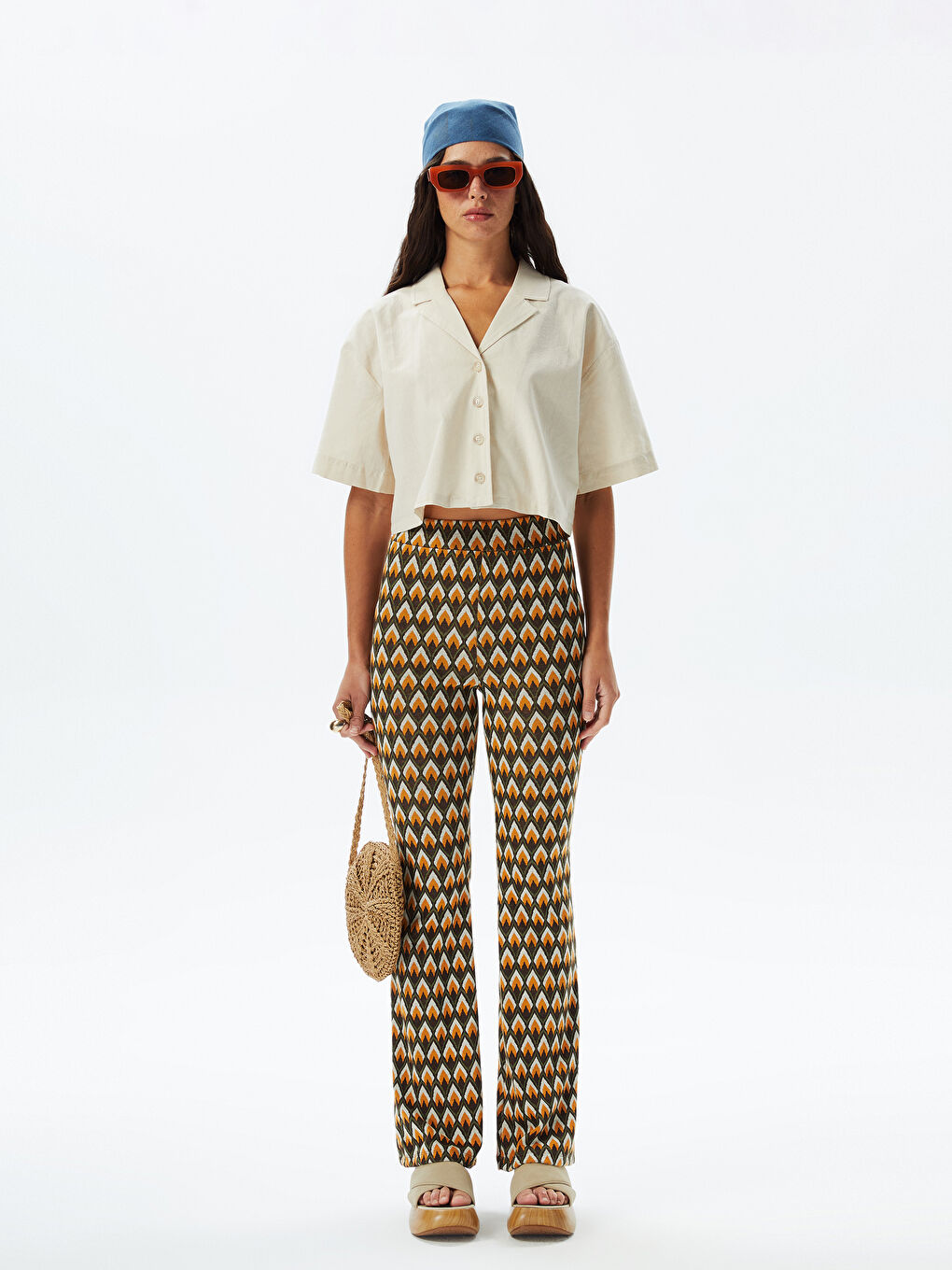 LCW Vision Women's Elastic Waist Patterned Bell Leg Trousers -S39242Z8-LQY