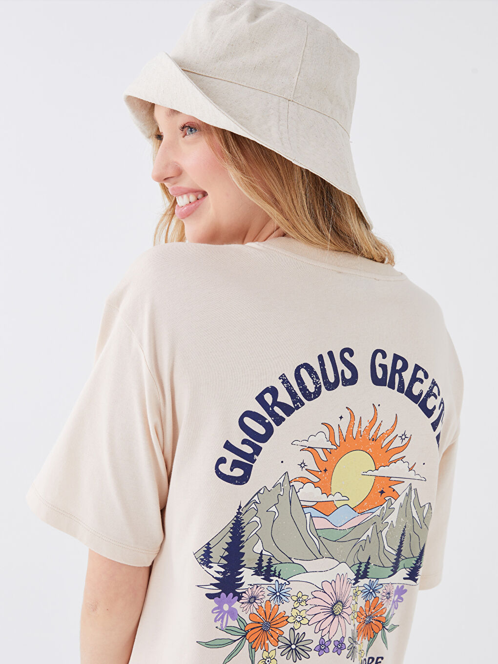 تي شيرت نساء واسع كم قصير مطبوع كول مدور