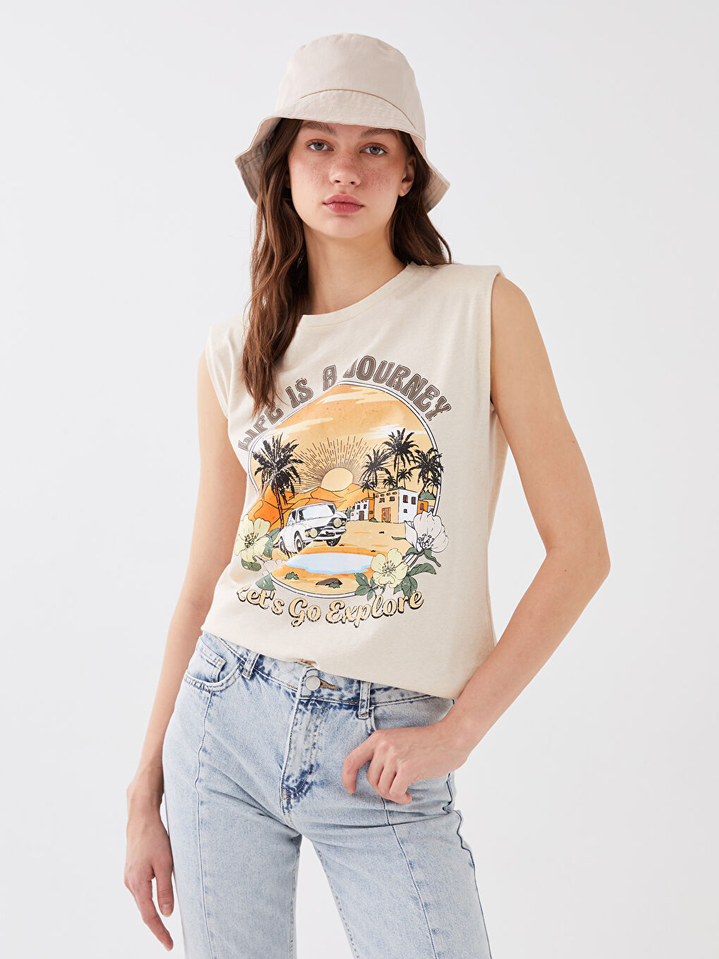 LC Waikiki Crew Neck Printed Women's T-Shirt -S39282Z8-E4S