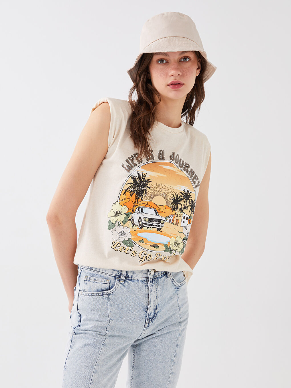 LC Waikiki Crew Neck Printed Women's T-Shirt -S39282Z8-E4S