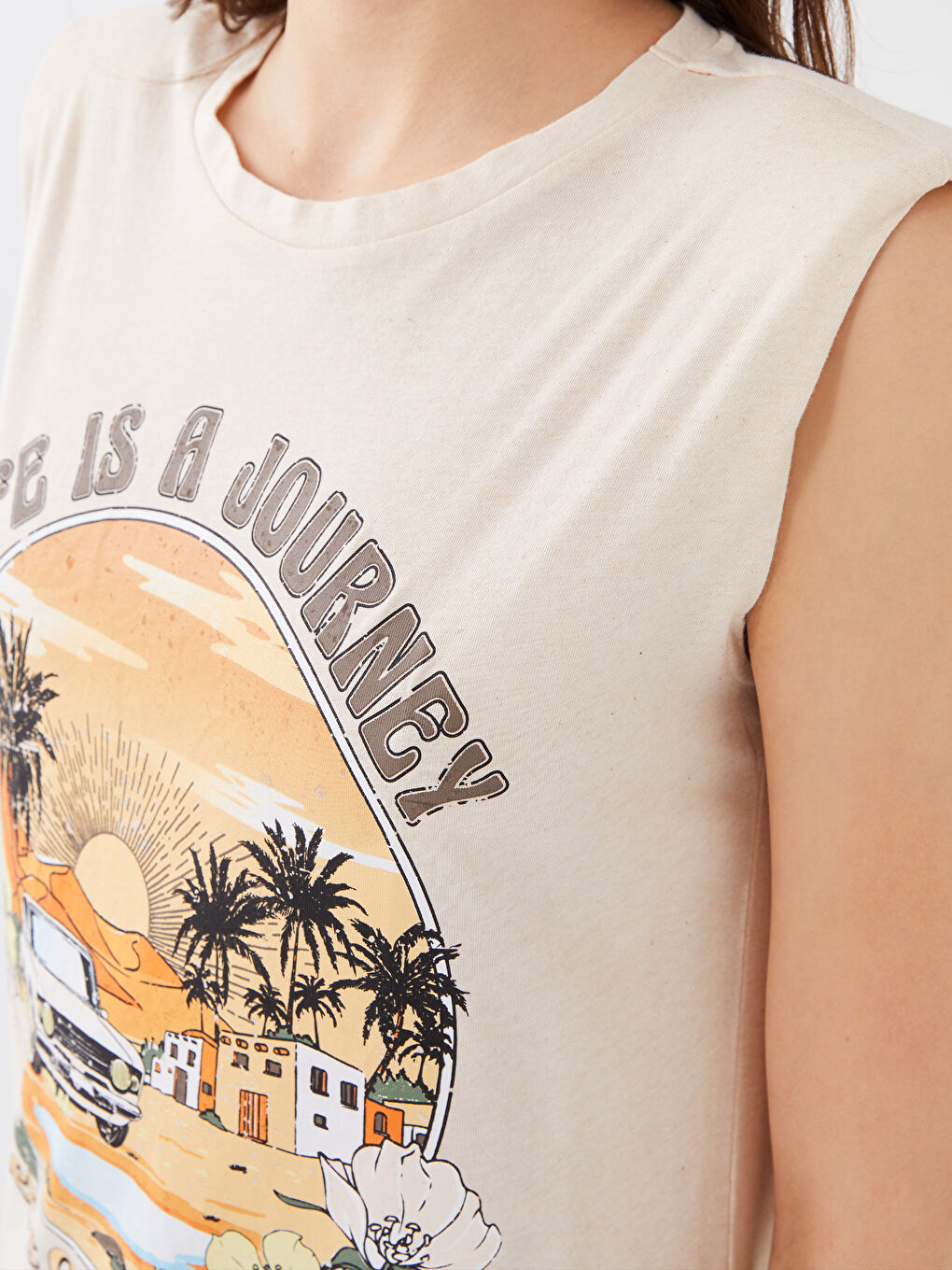 LC Waikiki Crew Neck Printed Women's T-Shirt -S39282Z8-E4S
