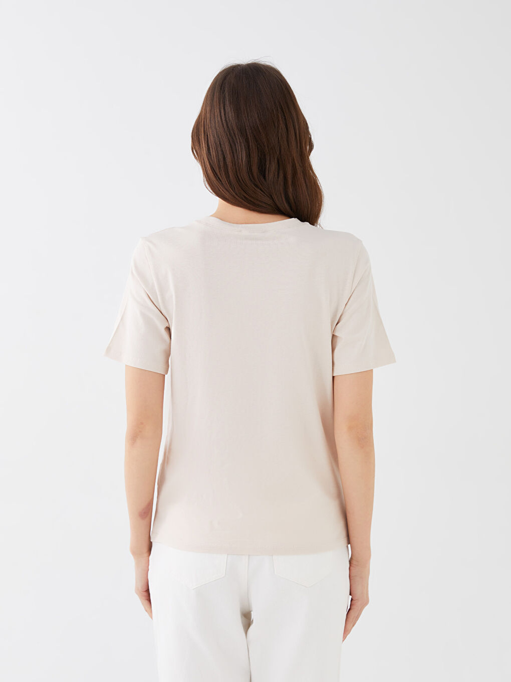 Bej Bisiklet Yaka Desenli Kısa Kollu Kadın Tişört-4