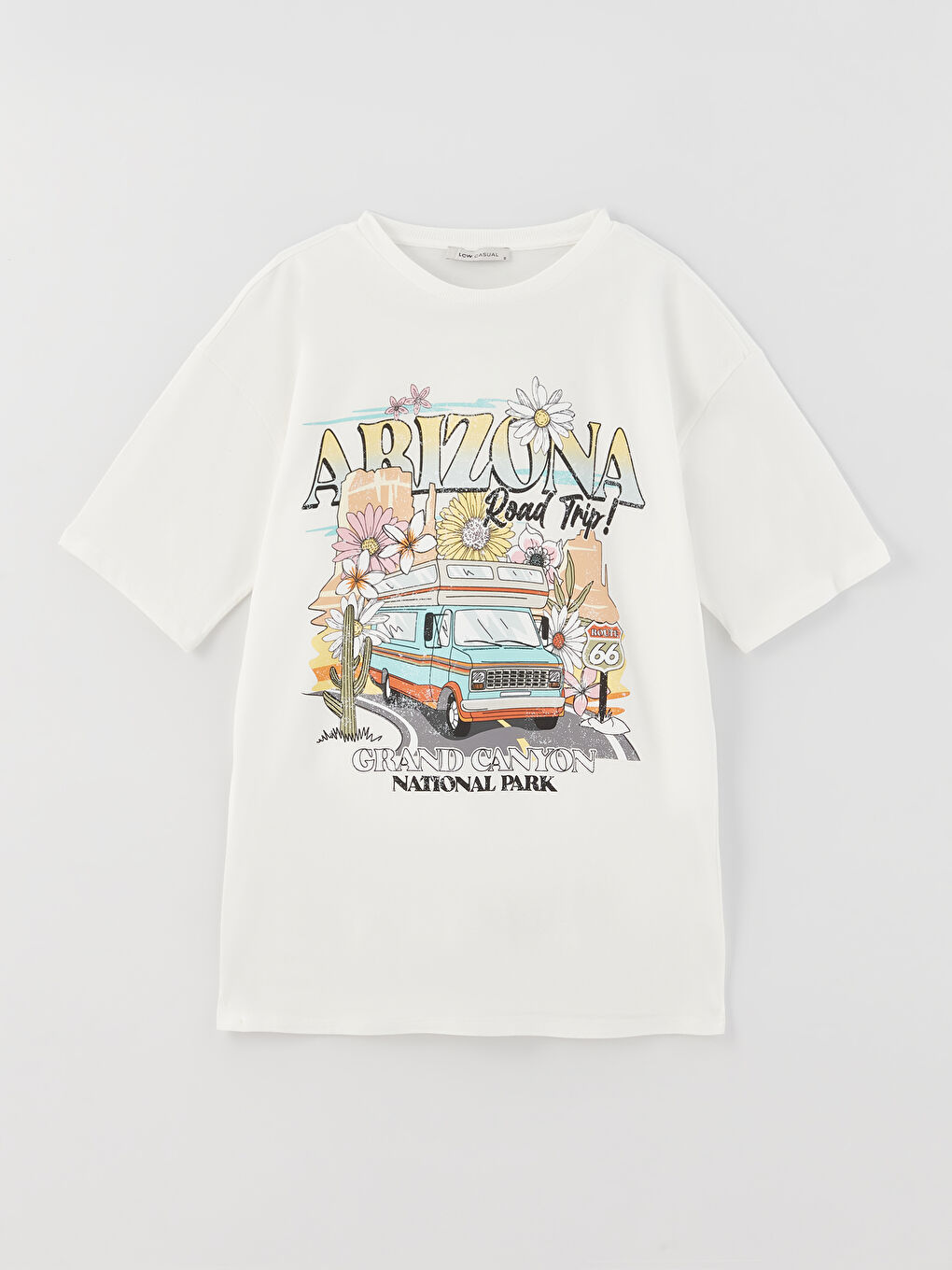 تيشيرت واسع كم قصير مطبوع بياقة دائرية للسيدات-5