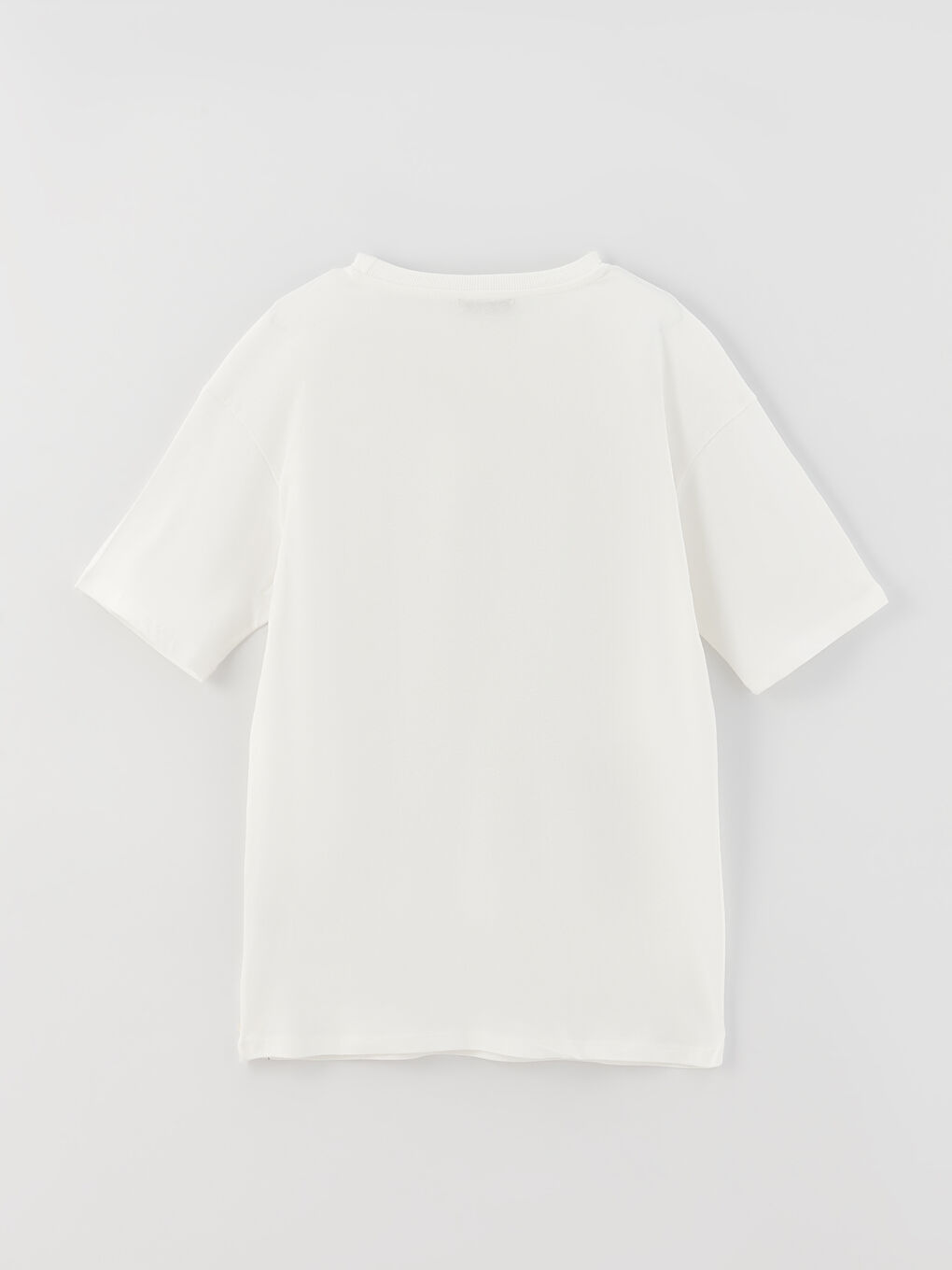 تيشيرت واسع كم قصير مطبوع بياقة دائرية للسيدات-6