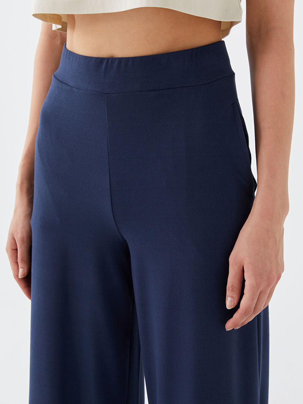 Әйелдерге арналған өрнексіз серпімді белдік кең балақ шалбар-4