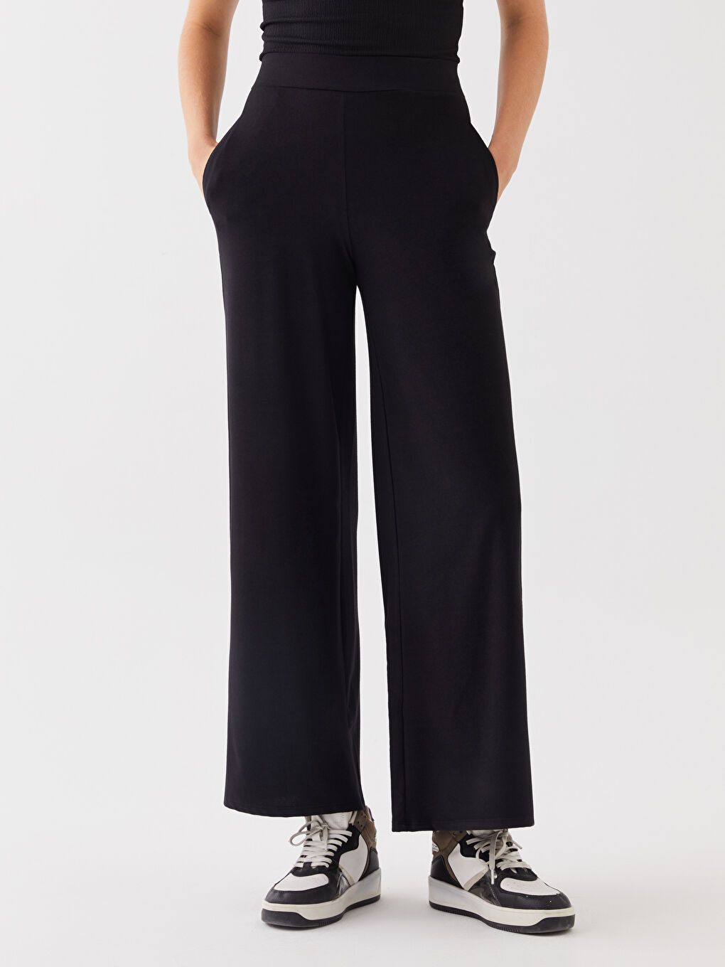 Siyah Beli Lastikli Düz Geniş Paça Kadın Pantolon-2