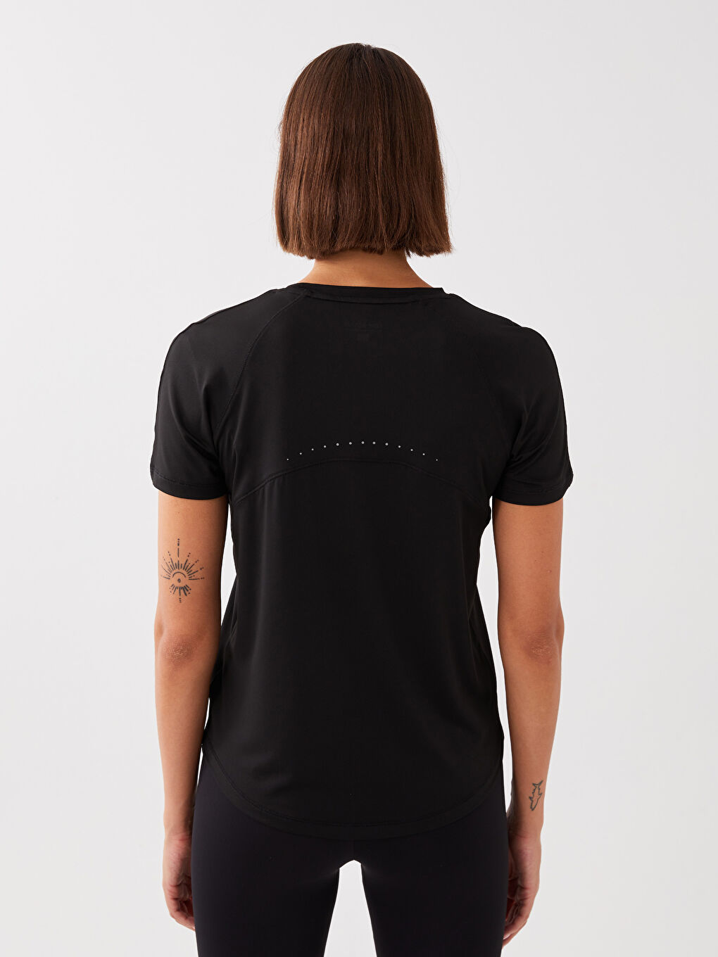 Siyah Bisiklet Yaka Baskılı Kısa Kollu Kadın Spor Tişört-4