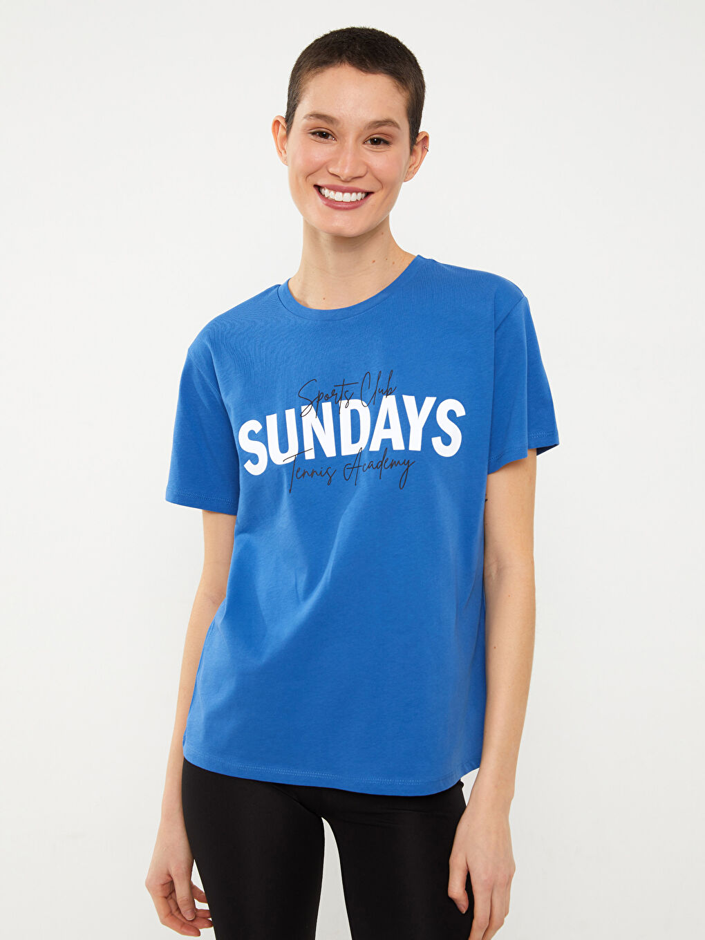 მრგვალი საყელო ნაბეჭდი მოკლე სახელო ქალებისთვის მაისური-1