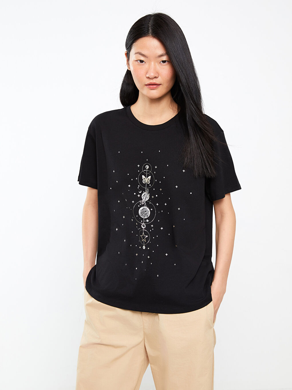 Siyah Bisiklet Yaka Baskılı Kısa Kollu Kadın Tişört