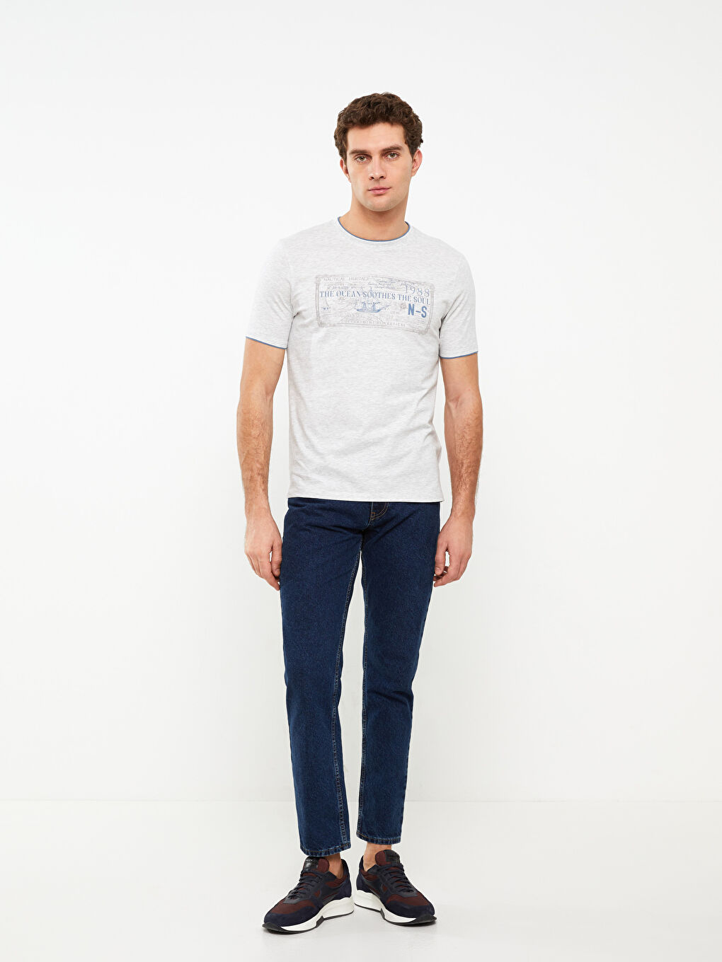 Bej Bisiklet Yaka Kısa Kollu Baskılı Penye Erkek Tişört-1