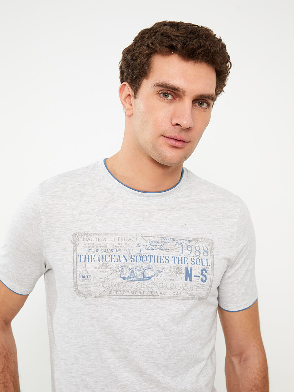 Bej Bisiklet Yaka Kısa Kollu Baskılı Penye Erkek Tişört-2