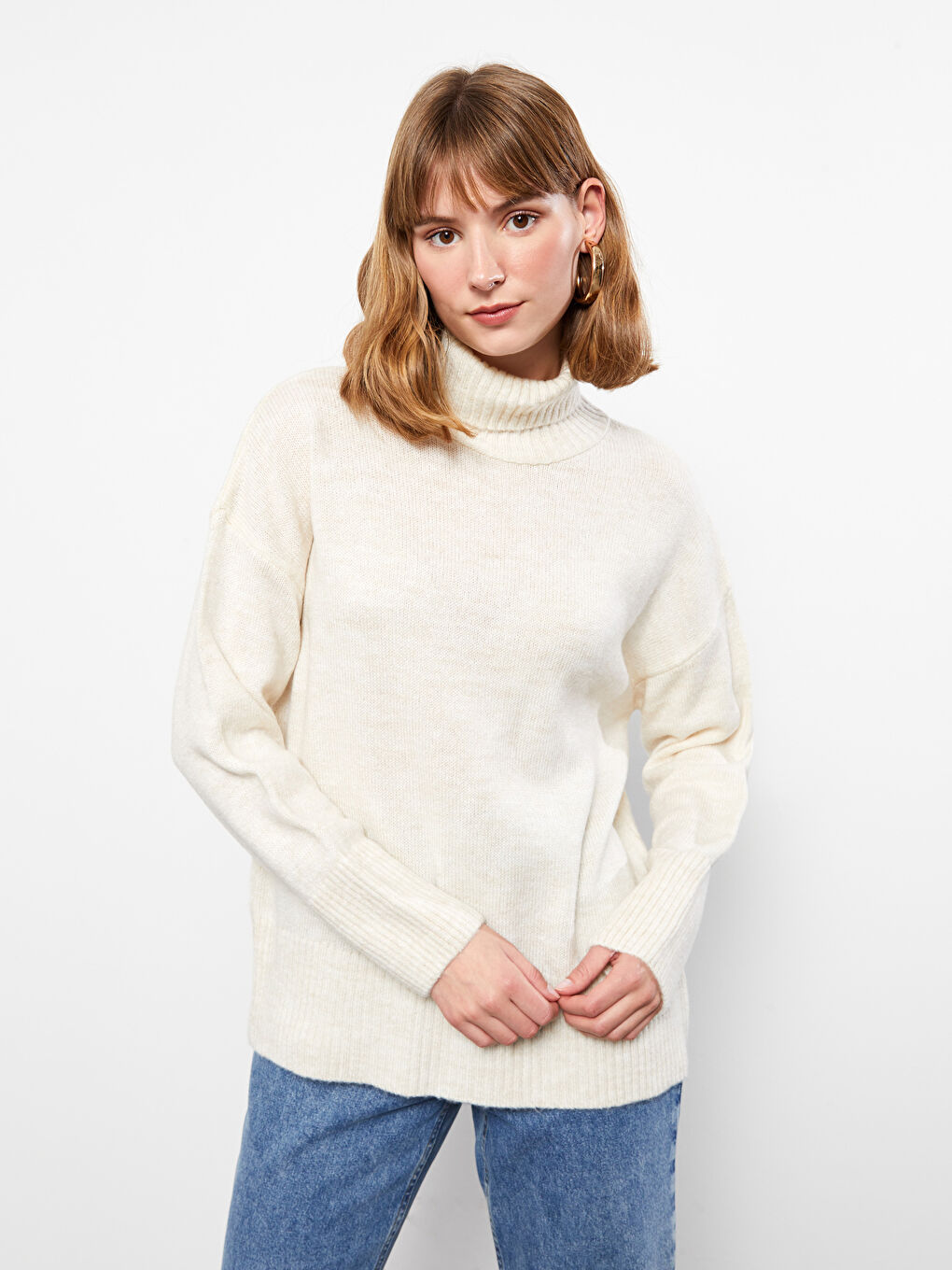 سترة تريكو ياقة هاي نيك سادة كم طويل للسيدات-1