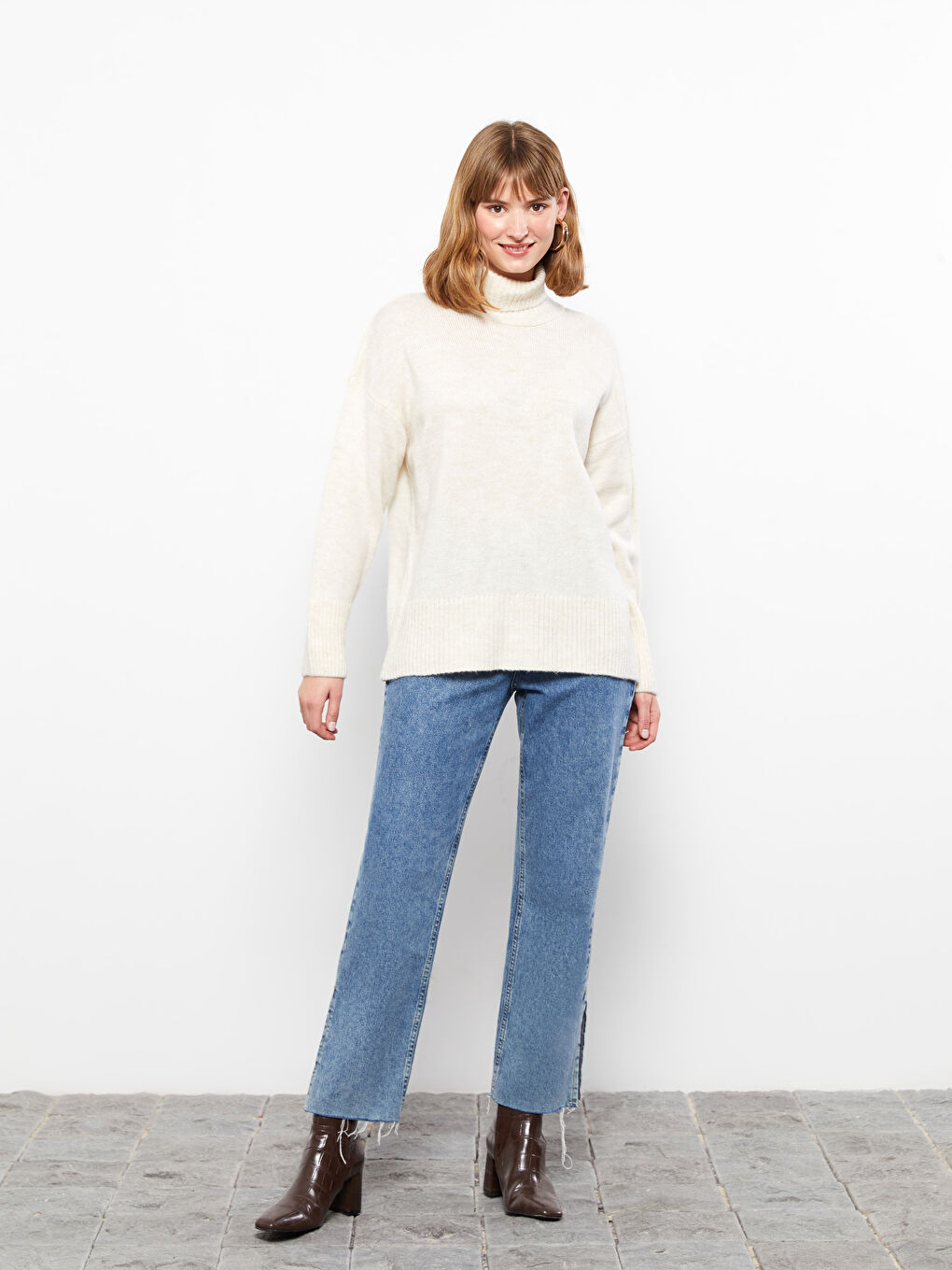 سترة تريكو ياقة هاي نيك سادة كم طويل للسيدات-2