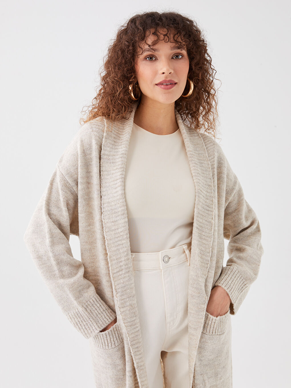 LCWAIKIKI Basic Shawl Collar Plain Long Sleeve Oversize Women's Knitwear Cardigan -S39558Z8-L8R