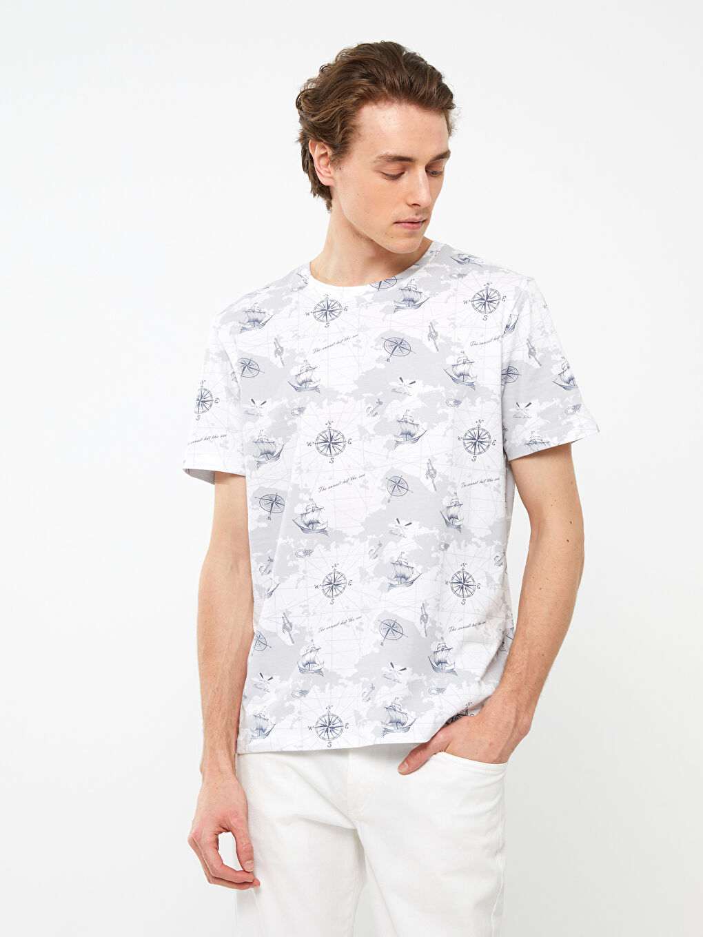 Beyaz Bisiklet Yaka Kısa Kollu Desenli Penye Erkek Tişört