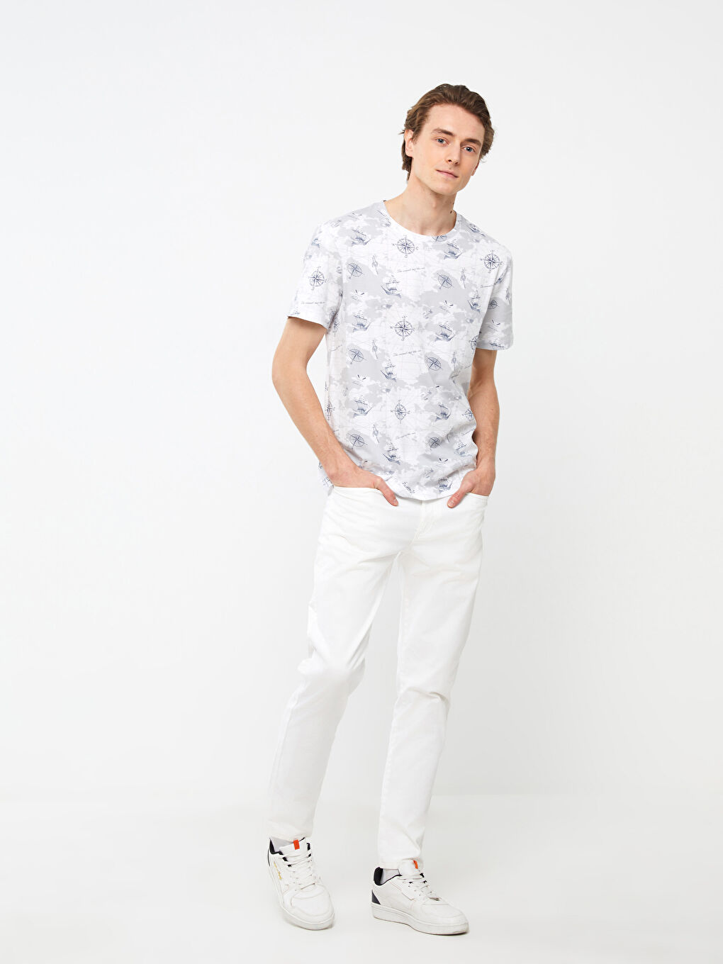 Beyaz Bisiklet Yaka Kısa Kollu Desenli Penye Erkek Tişört-2