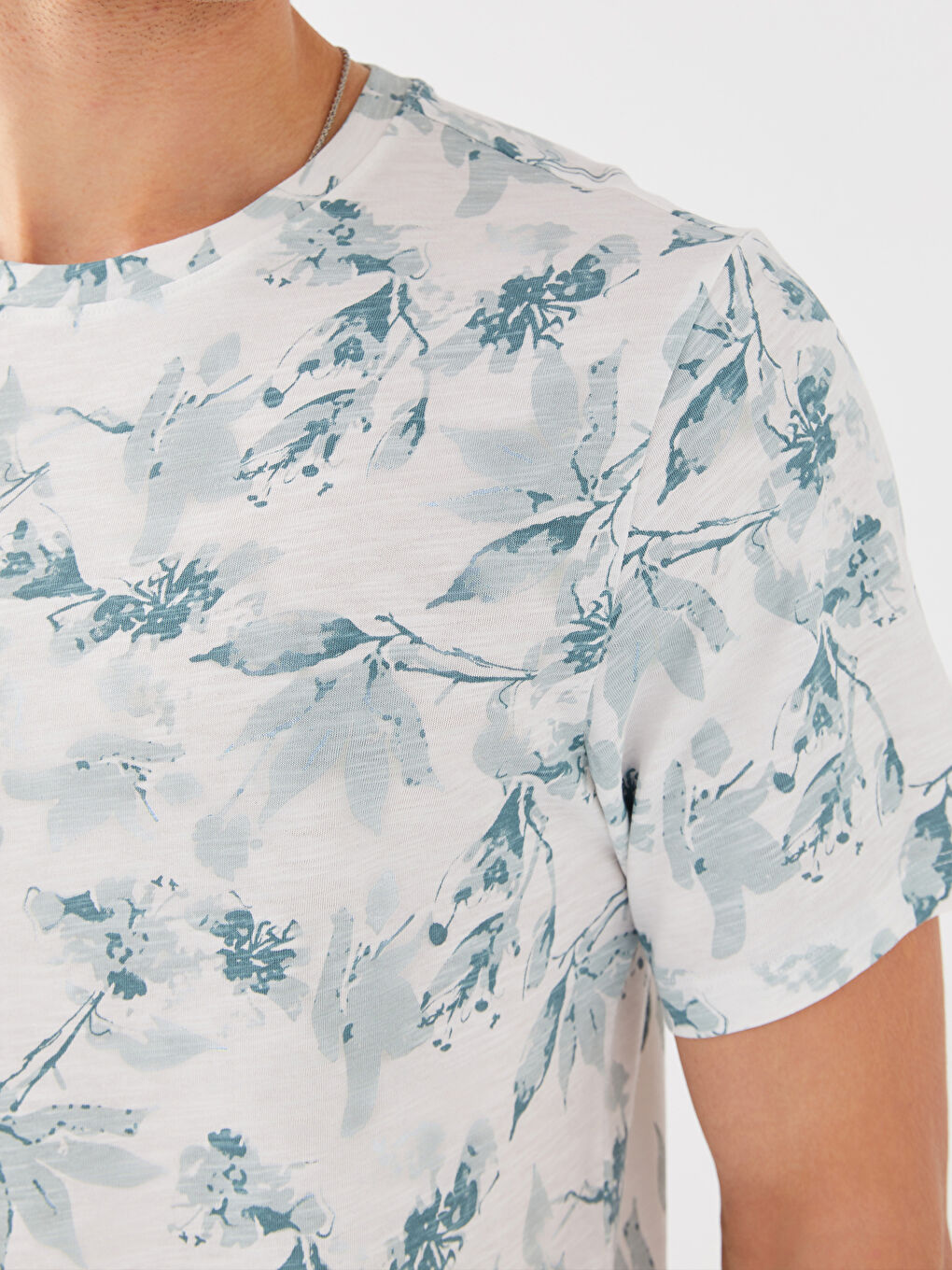 Beyaz Bisiklet Yaka Kısa Kollu Desenli Penye Erkek Tişört-3