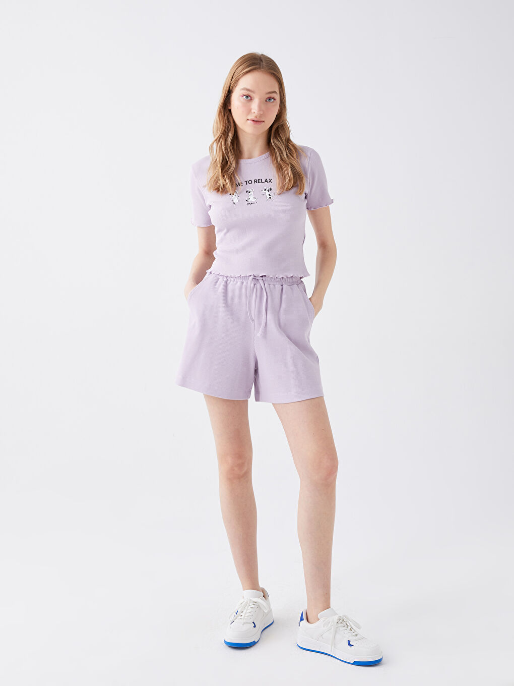 Lila Beli Lastikli Kendinden Desenli Kadın Şort