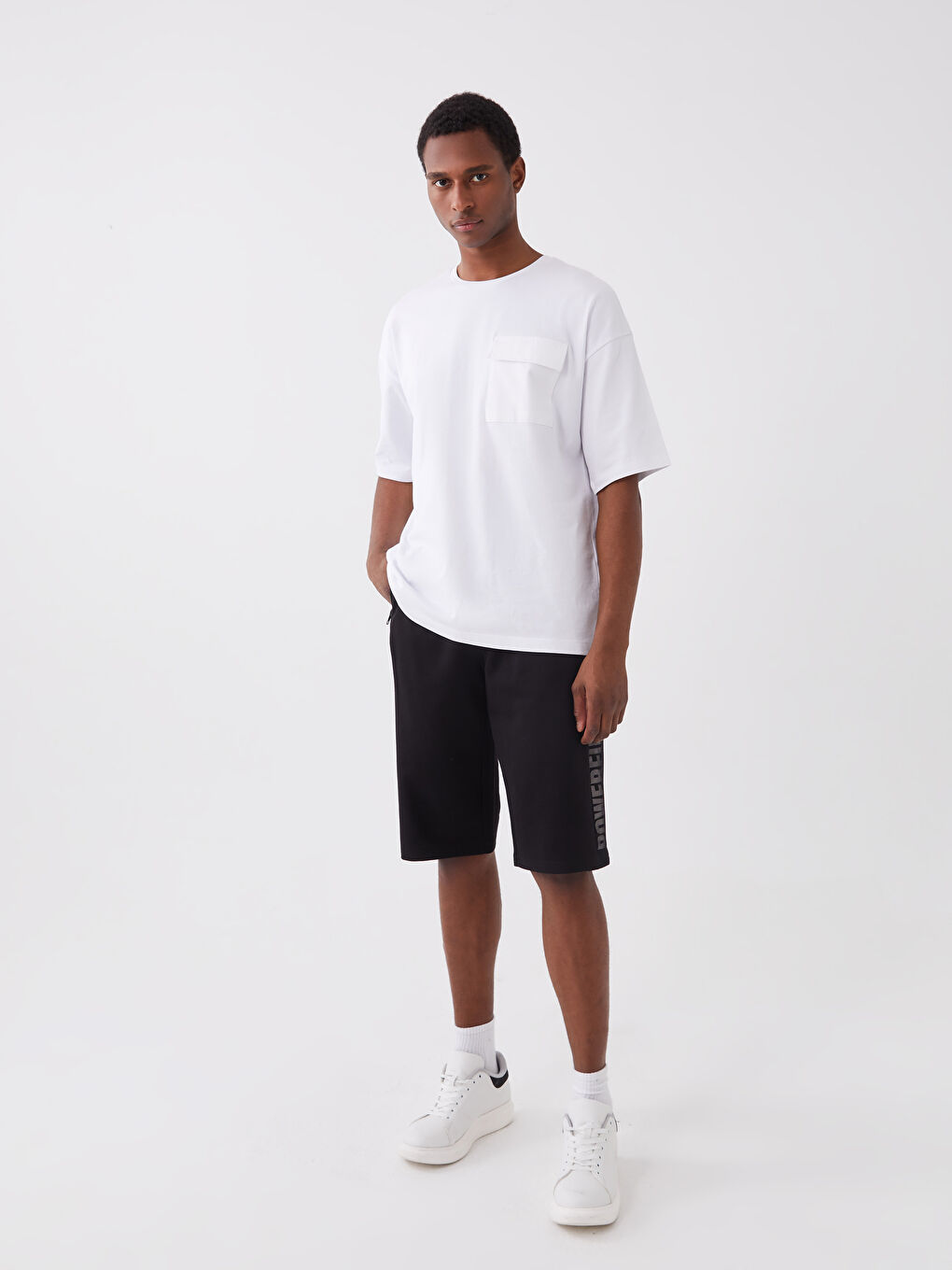 Шорты для мужчин свободного кроя-1