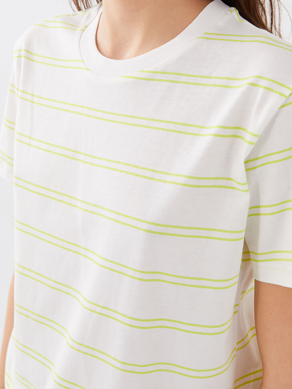 T-Shirt Rayé à Manches Courtes et Col Rond pour Femmes-3