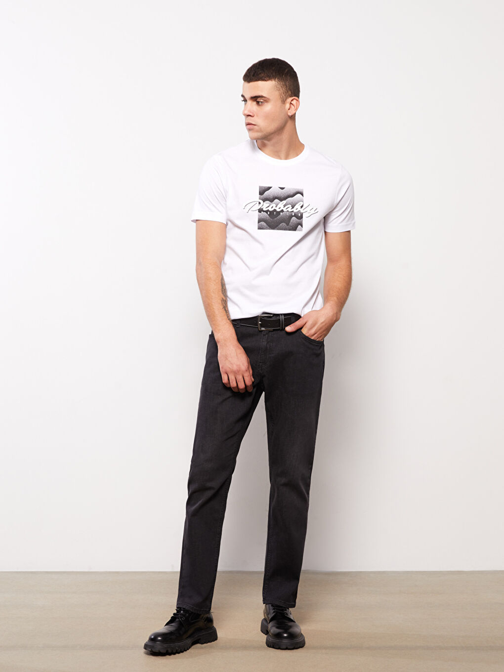 Beyaz Bisiklet Yaka Kısa Kollu Baskılı Penye Erkek Tişört-1