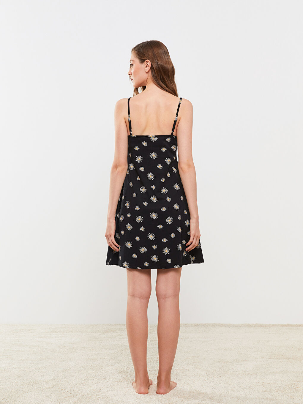 قميص نوم نساء قطن مزهر بحمالات و عنق V-4