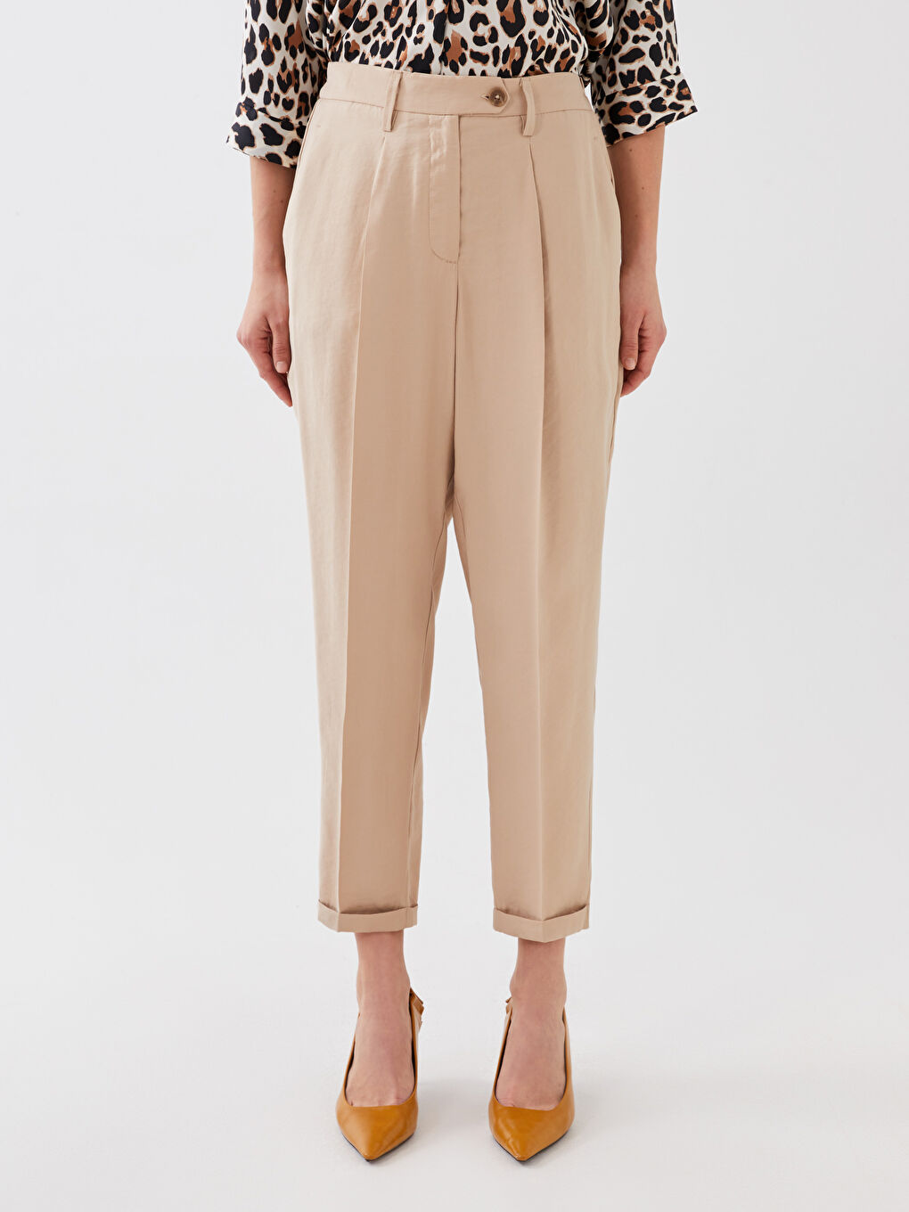 Bej Kadın Havuç Kesim Düz Pantolon-5