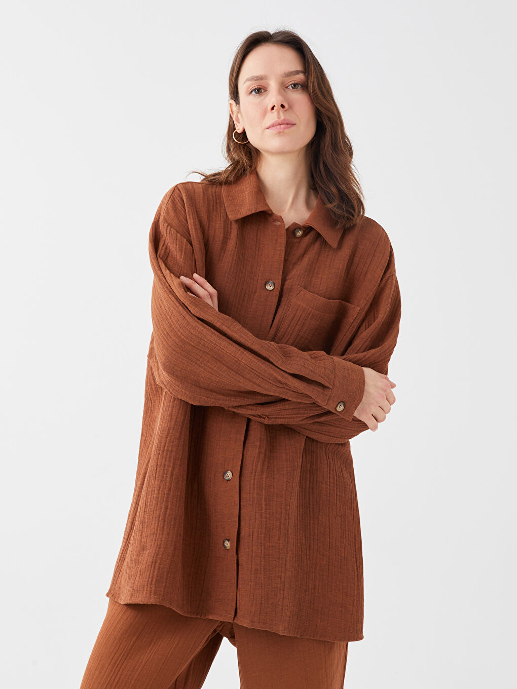 LCWAIKIKI Classic Düz Uzun Kollu Oversize Müslin Kadın Gömlek Tunik -S39835Z8-SWU