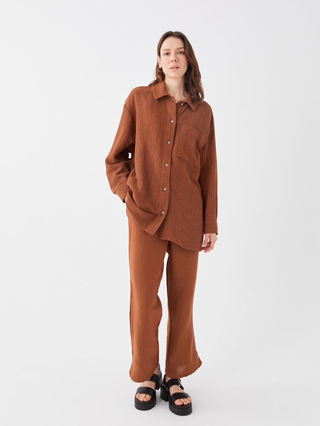 LCWAIKIKI Classic Düz Uzun Kollu Oversize Müslin Kadın Gömlek Tunik -S39835Z8-SWU