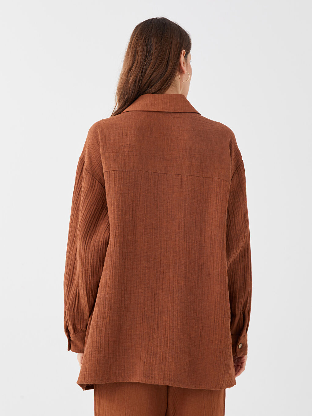 LCWAIKIKI Classic Düz Uzun Kollu Oversize Müslin Kadın Gömlek Tunik -S39835Z8-SWU