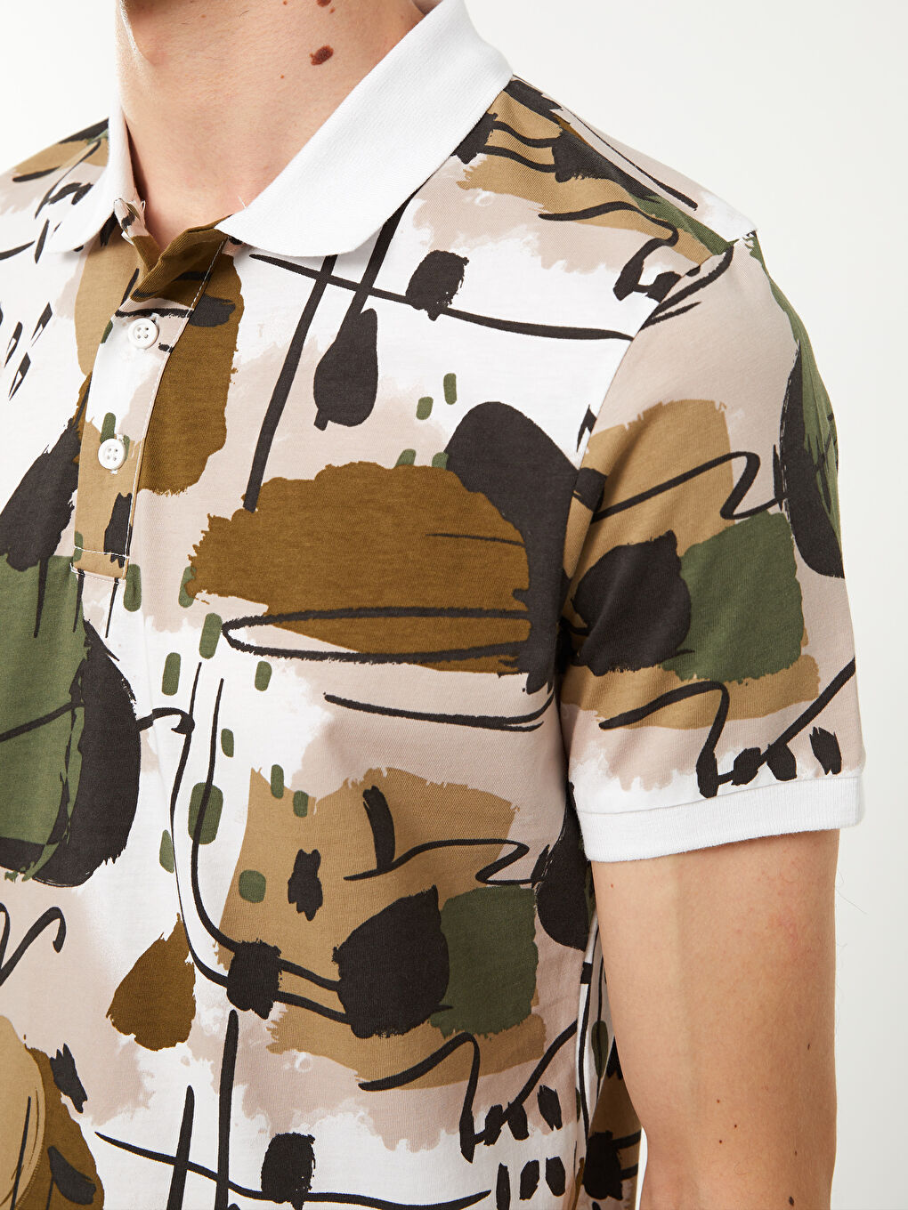 Beyaz Polo Yaka Kısa Kollu Desenli Penye Erkek Tişört-3