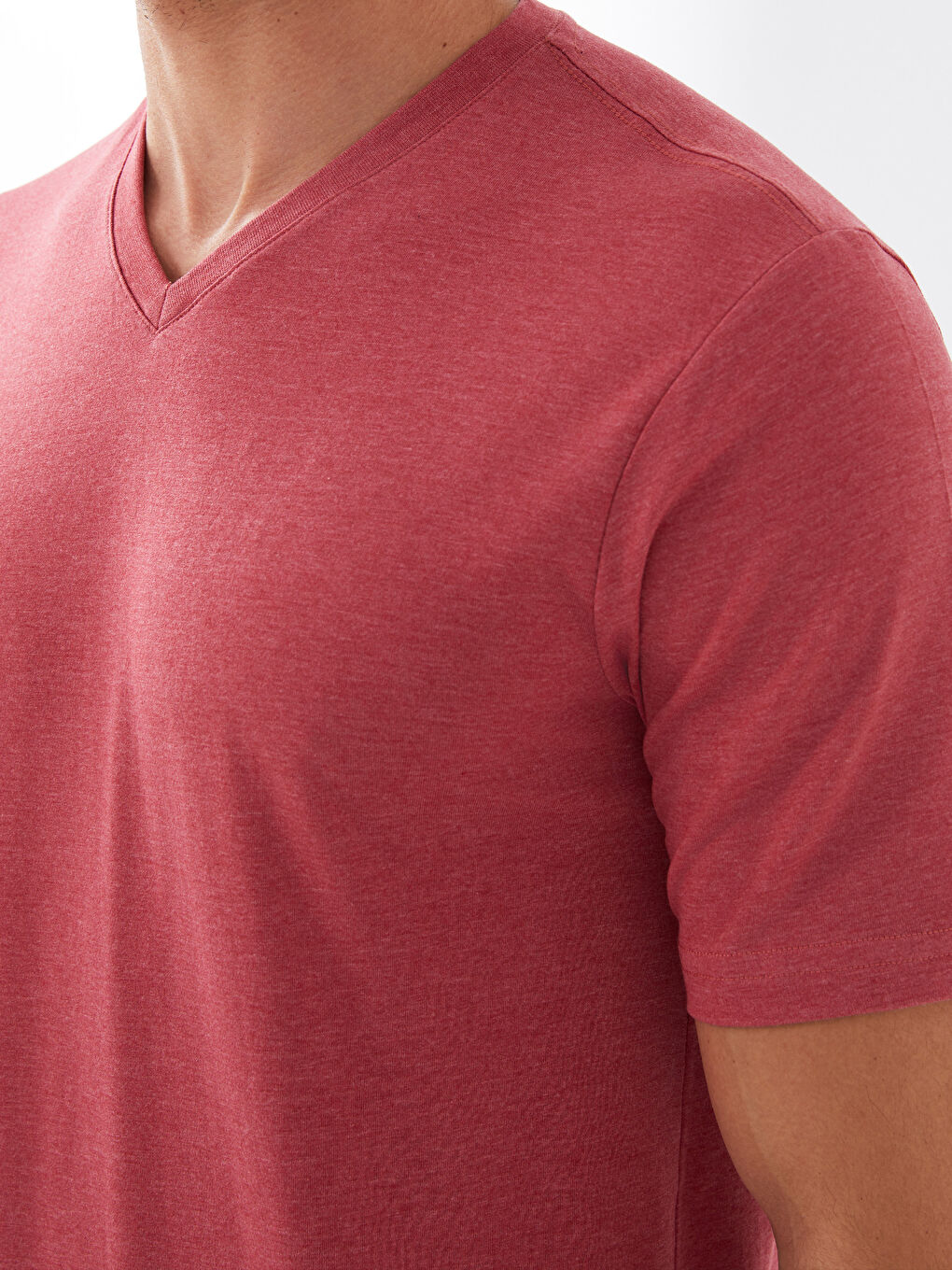 Kırmızı V Yaka Kısa Kollu Penye Erkek Tişört-3
