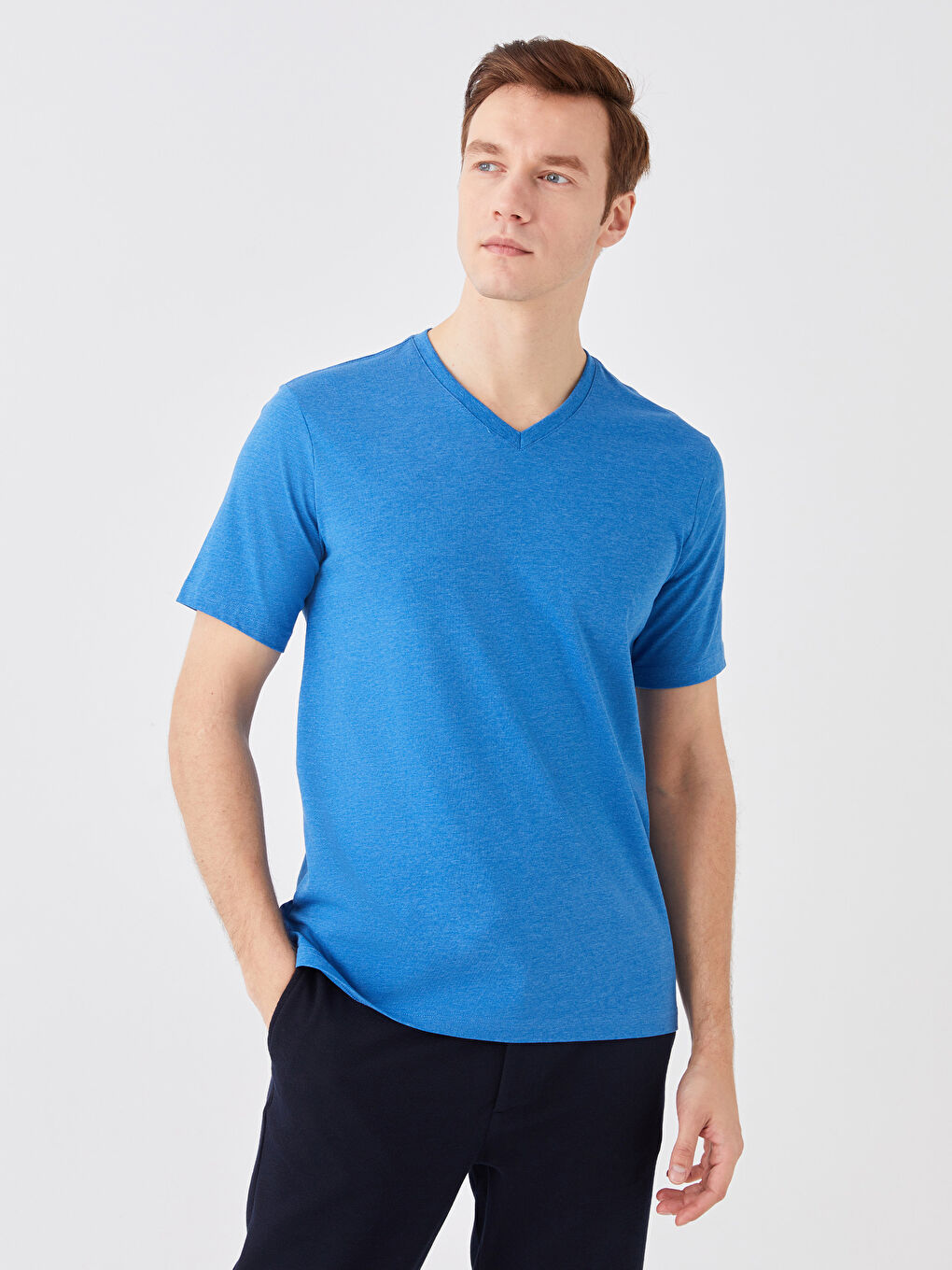 LCWAIKIKI Basic V-Neck Short Sleeve Jersey Men's T-Shirt -S39846Z8-DTB