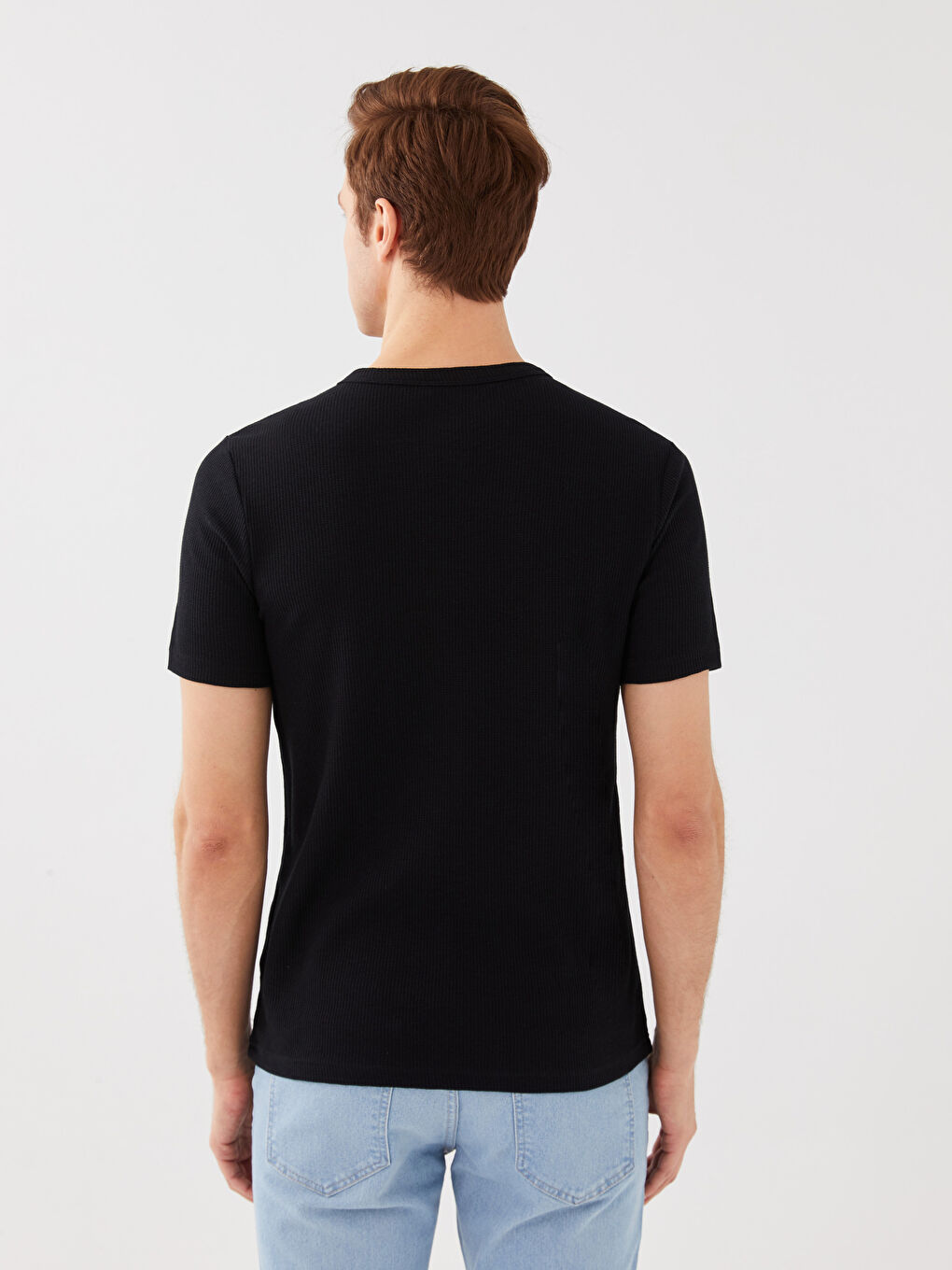 Siyah Bisiklet Yaka Kısa Kollu Erkek Tişört-4