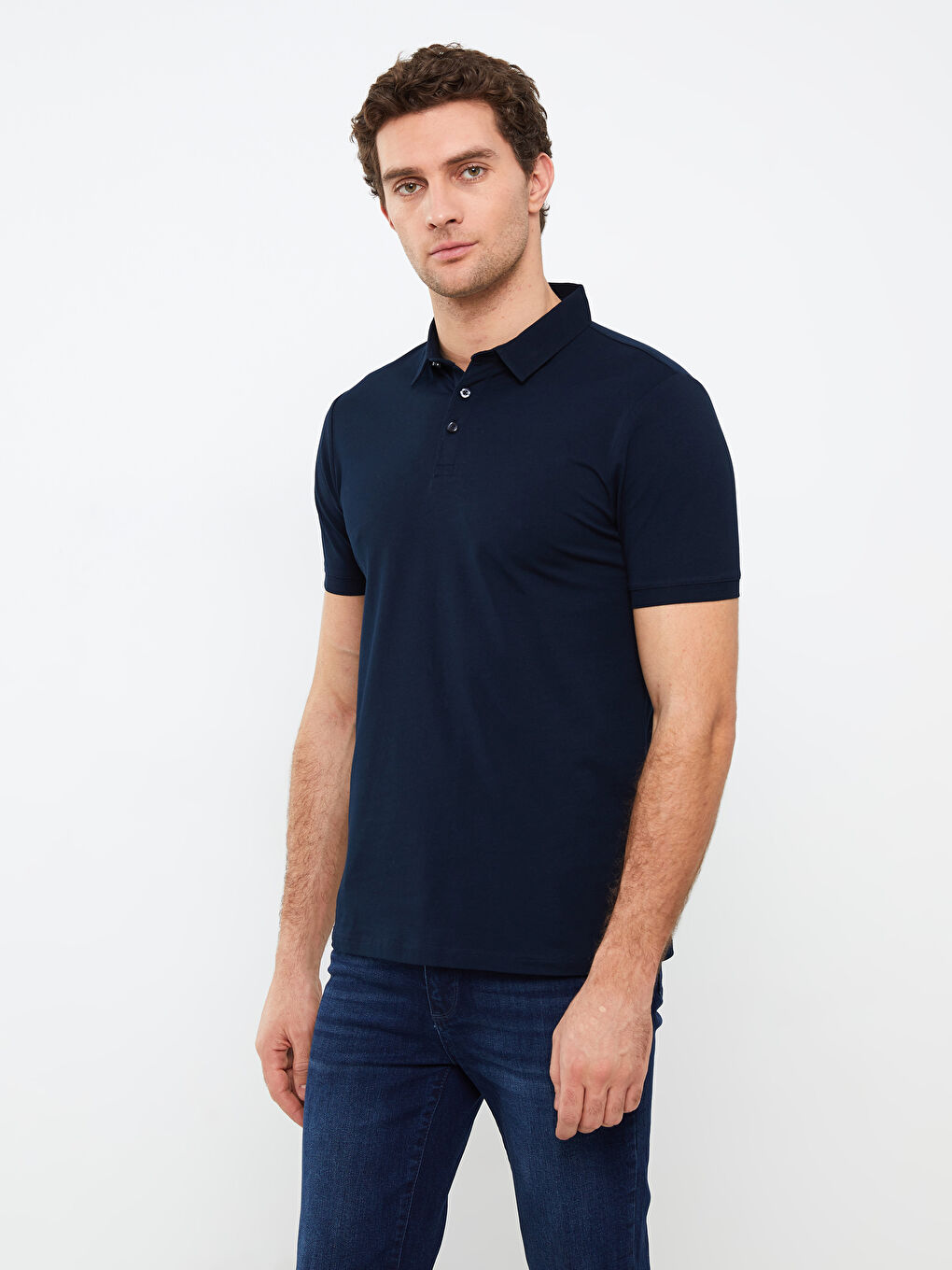 تيشيرت ياقة بولو كم قصير للرجال