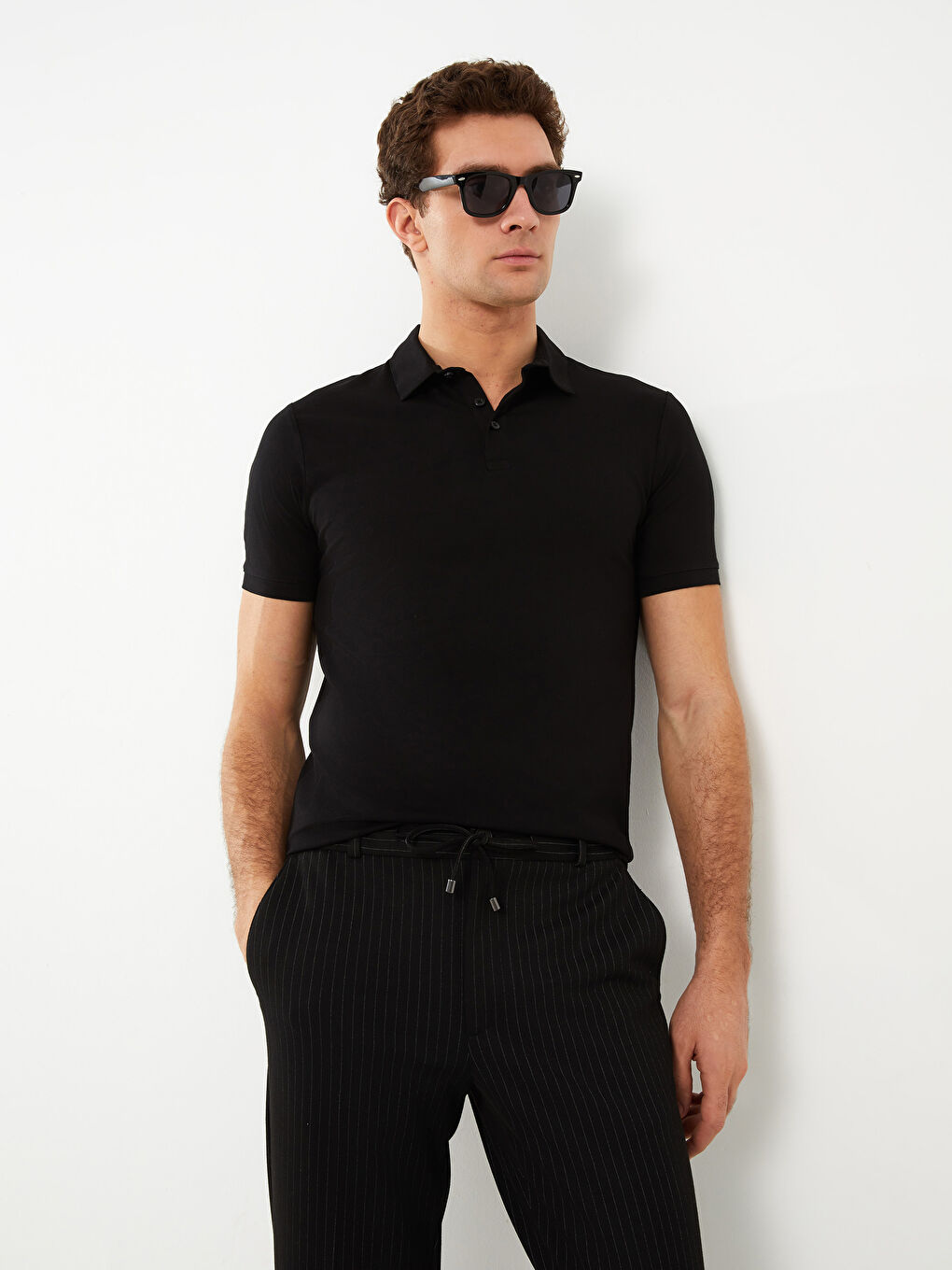 Siyah Polo Yaka Kısa Kollu Erkek Tişört