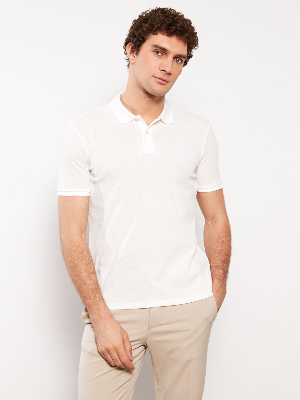 تيشيرت ياقة بولو كم قصير للرجال