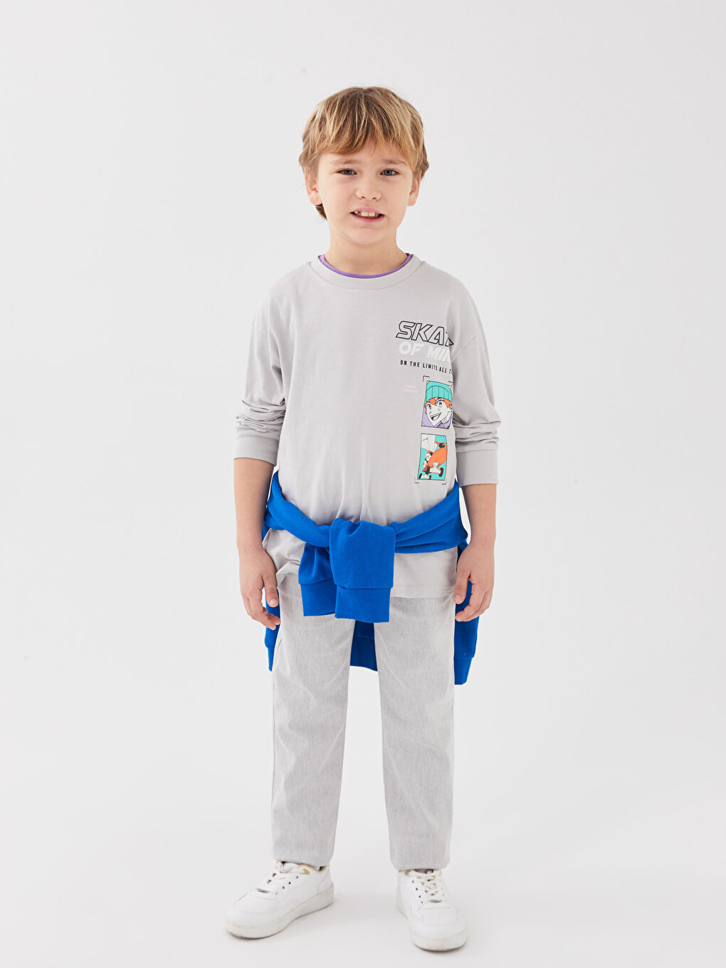 Ұлдарға арналған еркін пішім дөңгелек жағалы принтті футболка-3