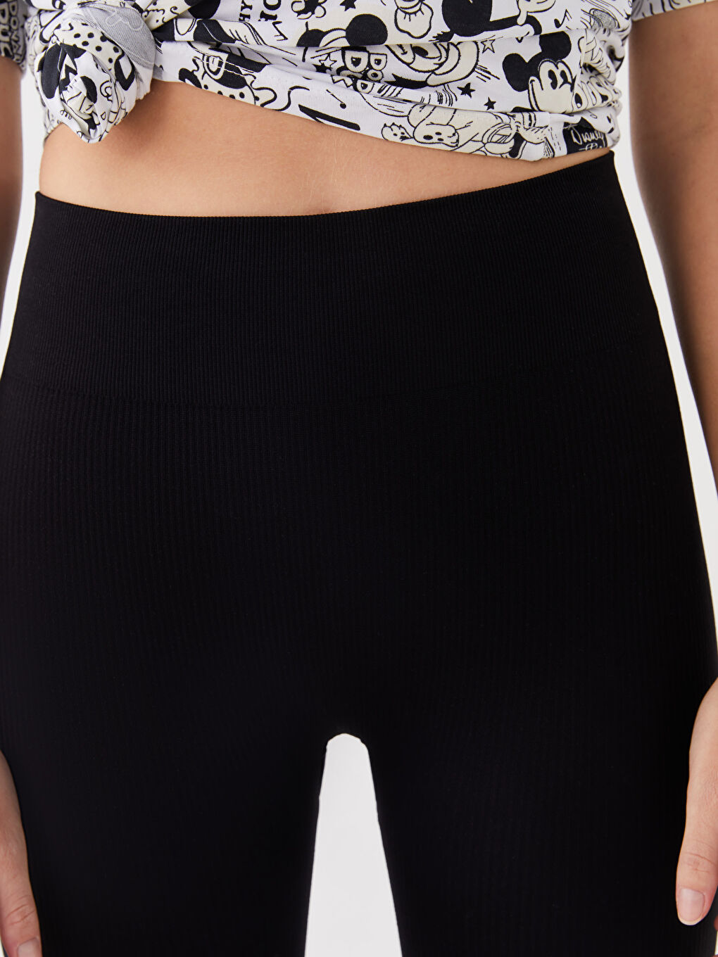 سترێج ڕه‌ش ئافرەت -S39950Z8-RQN