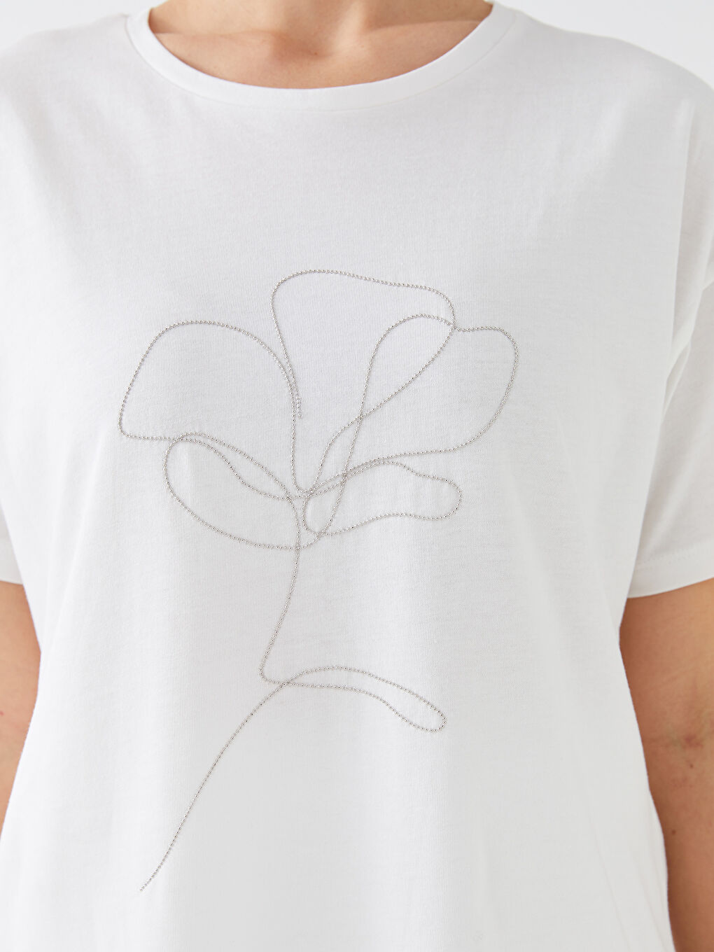 Ekru Bisiklet Yaka Baskılı Kısa Kollu Kadın Tişört-3