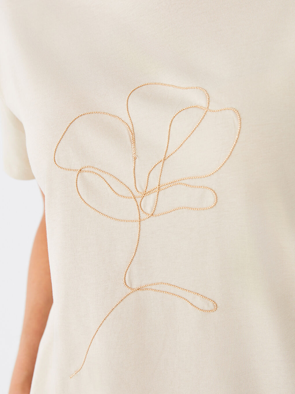 Bej Bisiklet Yaka Baskılı Kısa Kollu Kadın Tişört-3