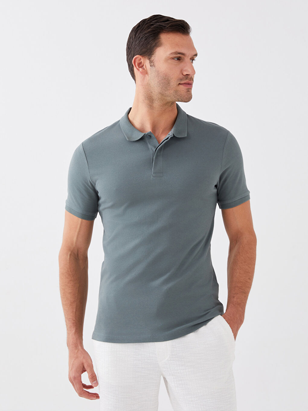 تي شيرت بياقة بولو كم قصير بيكيه للرجال