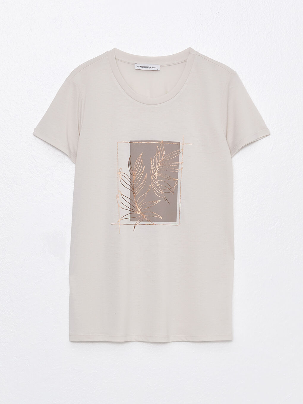 تيشيرت نسائي بأكمام قصيرة وياقة دائرية مطبوع-5