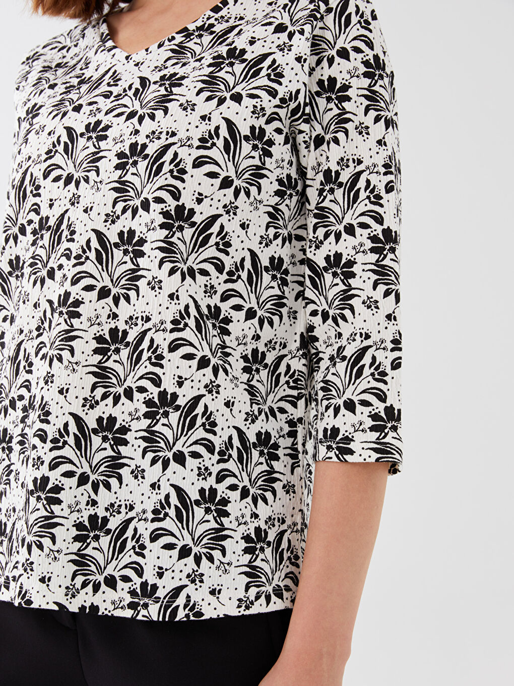 V-Neck Patterned Women's Blouse-3