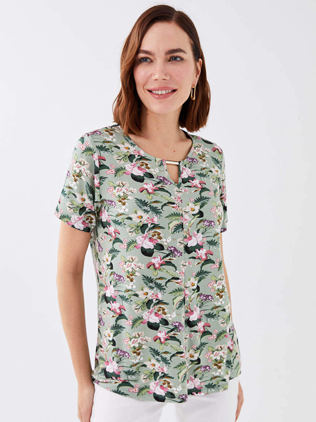 Yeşil Bisiklet Yaka Desenli Kısa Kollu Kadın Bluz-1