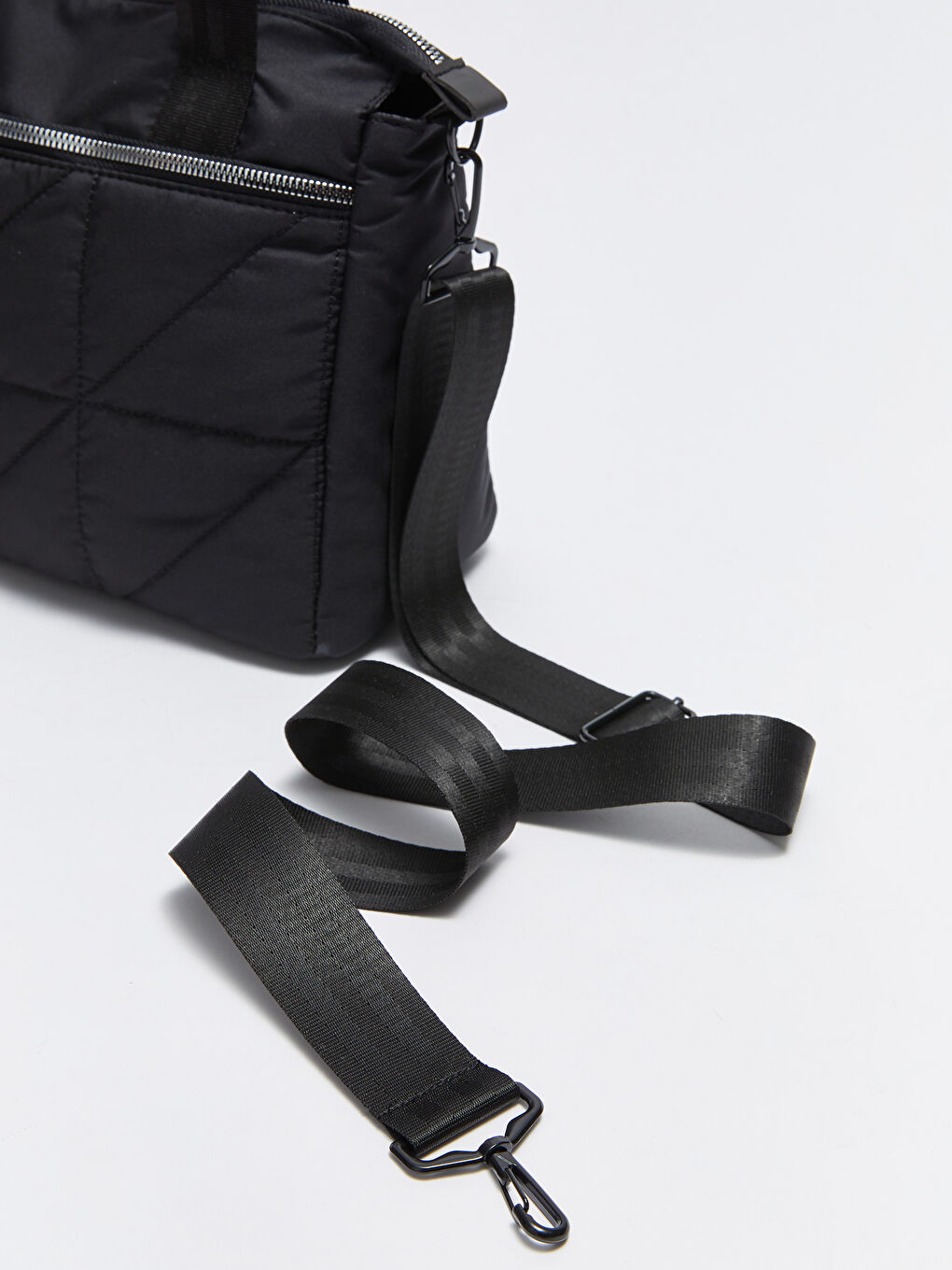 LCW ACCESSORIES Sac d'Épaule Matelassé pour Femmes en Tissu de Parachute -S3AA04Z8-HUC