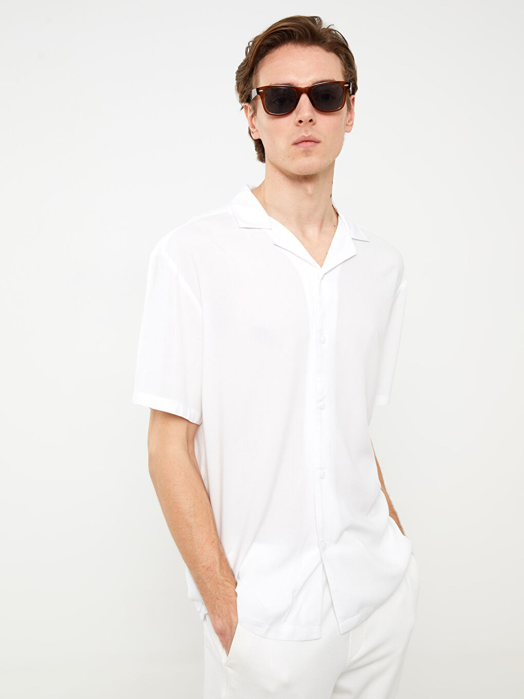 Regular Fit Resort Collar Short Sleeve Men's Shirt-1